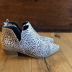 Dalmation Print Ankle Booties-size 9